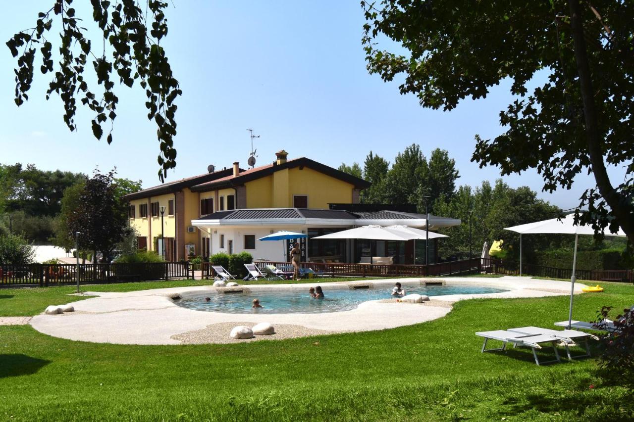 Agricampeggio Corte Tonolli Valeggio sul Mincio Kültér fotó